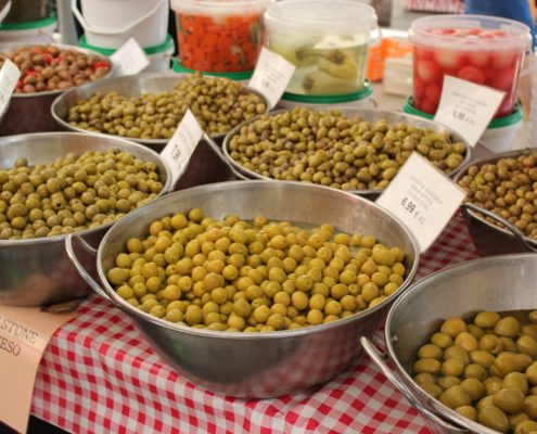 Découvrez la gastronomie locale lors de vos séjours insolites avec Madrid Insólito.