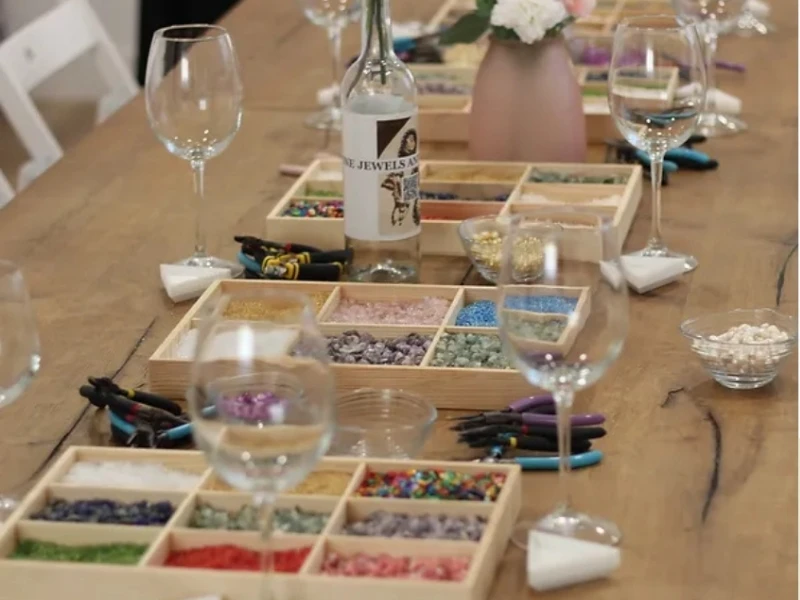 Atelier de création de colliers, bracelets et boucles d'oreilles à Madrid